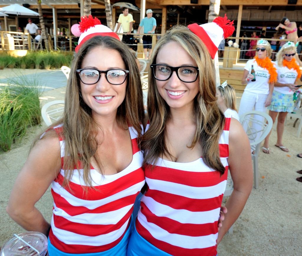 Beth and Jessica from the Where's Waldo Waterfront 1 Blue Water Babes Fishing Team